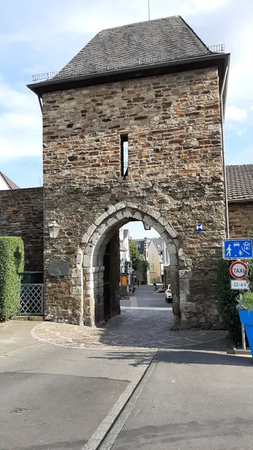 Adenbach Gate