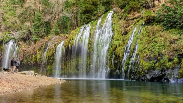 Mossbrae Falls