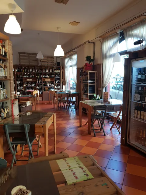 TUMA Bar Bistrot Enoteca