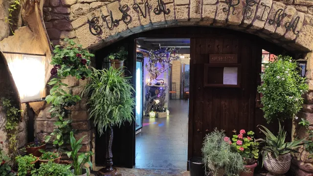 Restaurante Cueva Reina | Alquézar