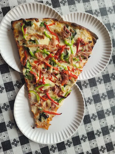 Mony's Pizzeria & Italian Kitchen