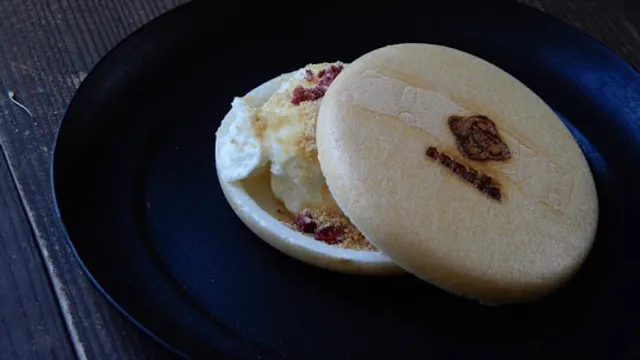 Japanese restaurant namida