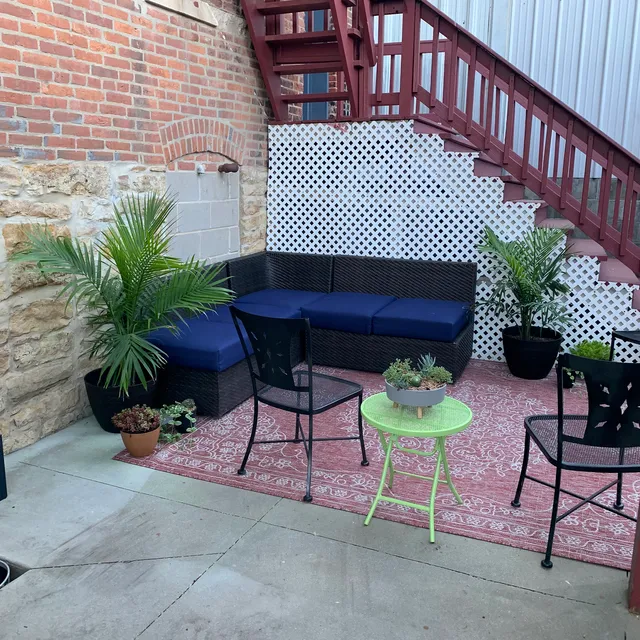 Hawthorn Tree Coffeehouse