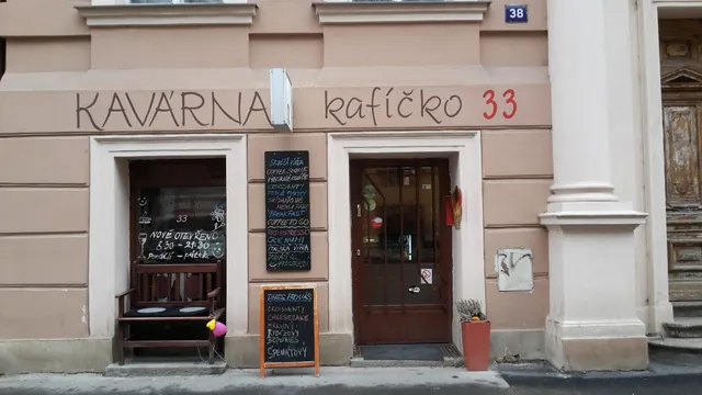 Kafíčko 33