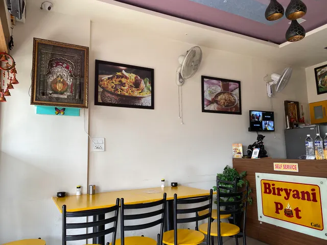 Biryani Pot Cafe