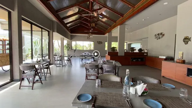 Cafe Samsara . (samaroha, Niramaya)