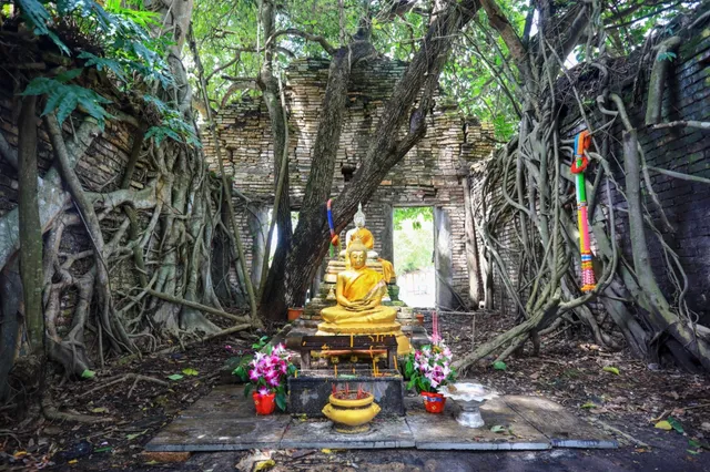 Ancient main hall Wat Pa Krathum