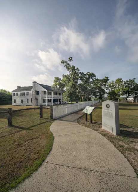 Fanthorp Inn State Historic Site