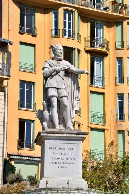 Statue de Charles-Félix de Savoie
