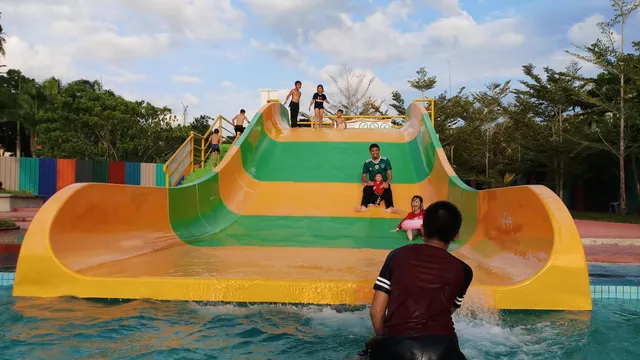 Indah Jaya Waterpark