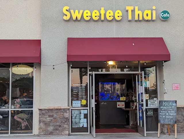 Sweetee Thai Cafe