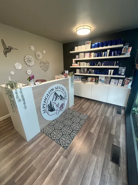 Alpenglow Aesthetique