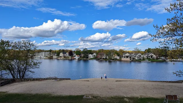Quinsigamond State Park - Lake Park