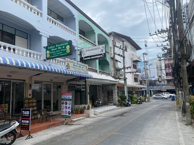Walking Street Pattaya Beach Room Lodge by Goad Avadhess Hospitality
