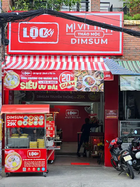 Mì Vịt Tiềm Lộc Ký - 323 Bùi Đình Tuý