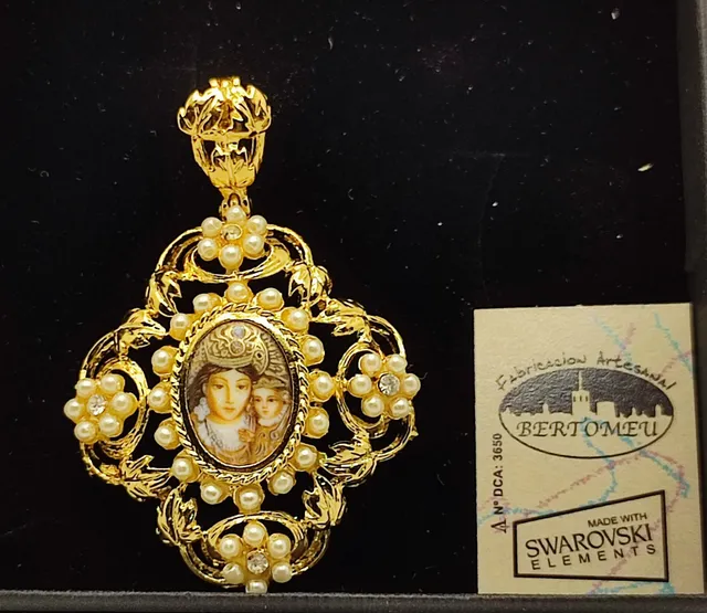 MA.Bertomeu - Goldsmith & 3D Desing Studio-"Se atiende con cita previa"