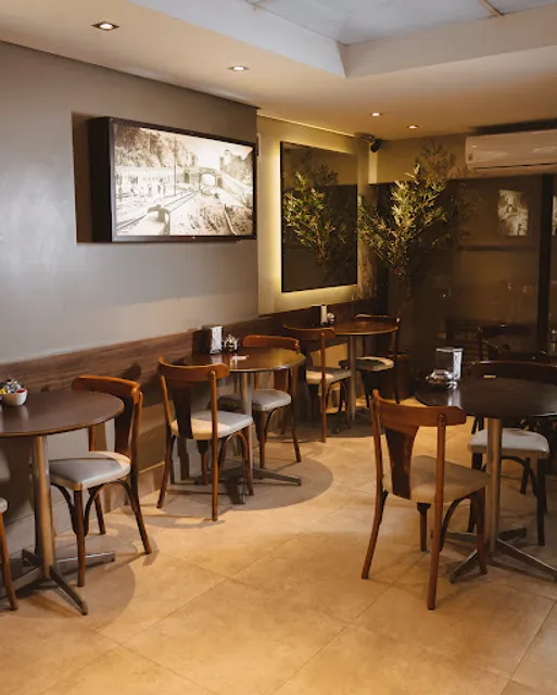 Café e Confeitaria Matheus