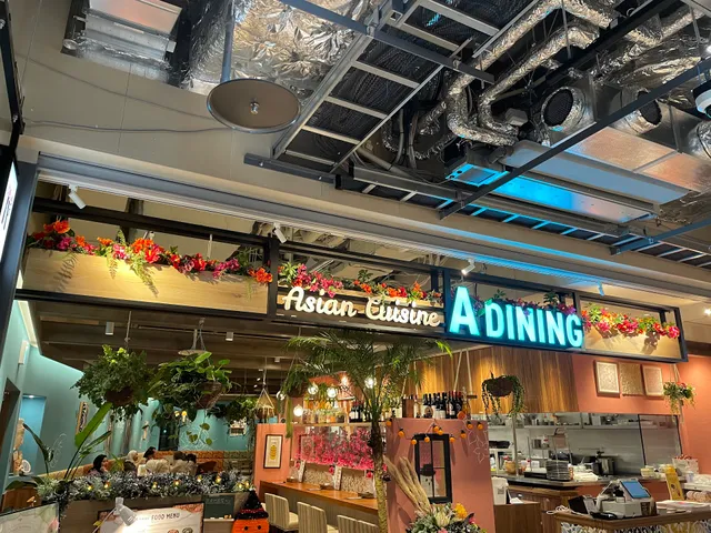 A dining~ Asian Dining (Muslim Friendly)