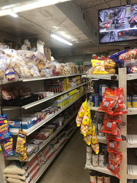 Estevez Grocery