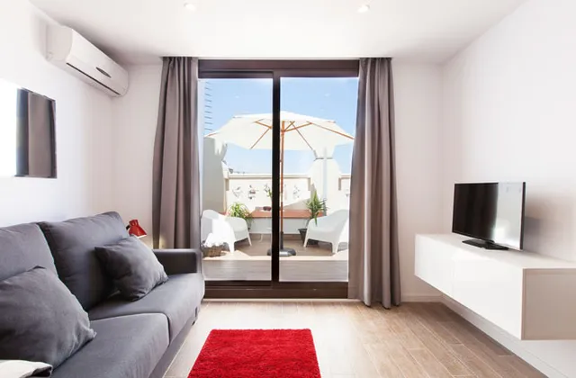 Aspasios Charming Flats