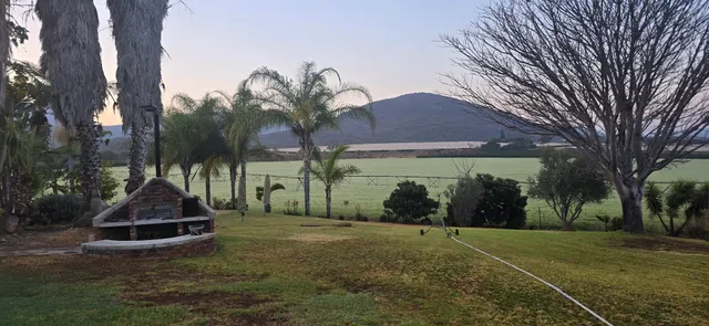 Fraaiuitzigcht Farm Stay