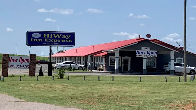 Hiway Inn Express of Elk City