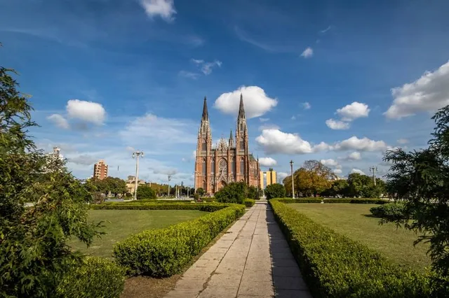 Plaza Moreno