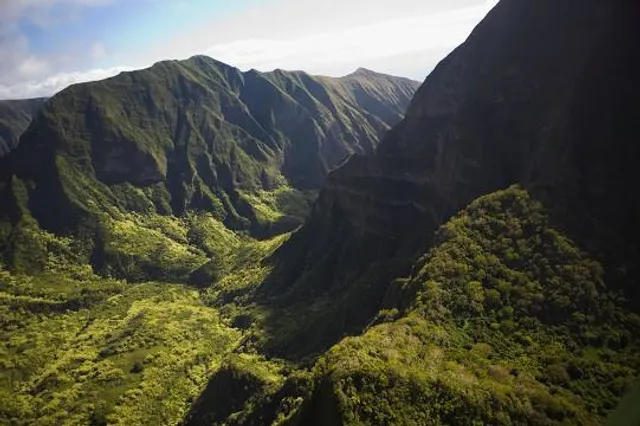 ʻĪao Valley State Monument