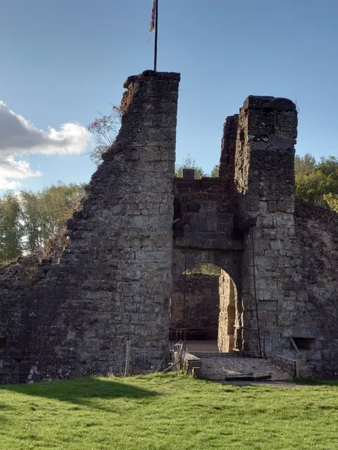 Château de Montcornet-en-Ardenne