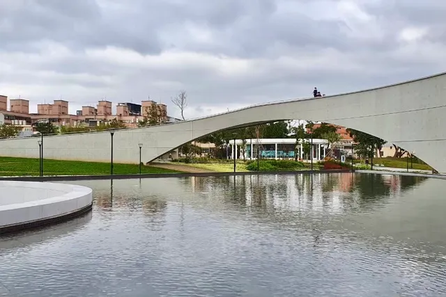 1895Yiweibaotai Memorial Park