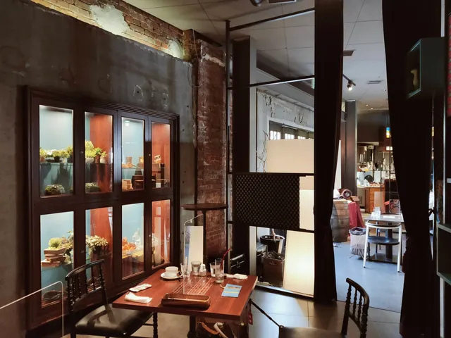 赤レンガフレンチ LA VIE1923