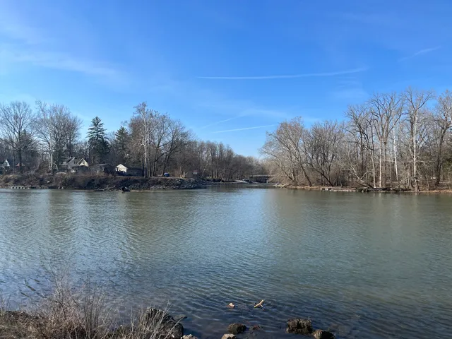 Ravenswood Overlook Park