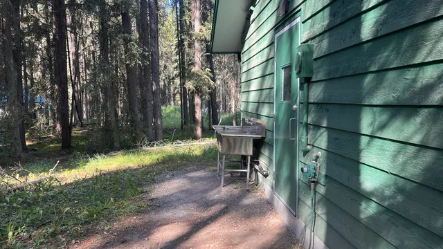 Johnston Canyon Campground