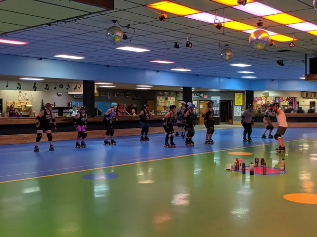 Happy Wheels Skate Center