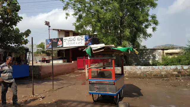 Royal Touch Restaurant & Bar