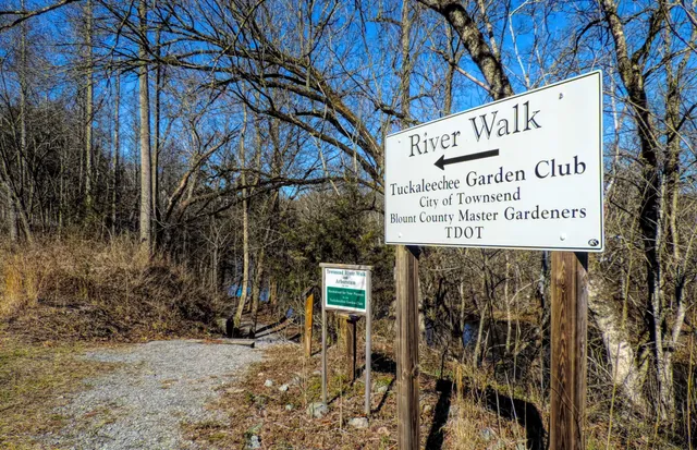 Townsend River Walk & Arboretum