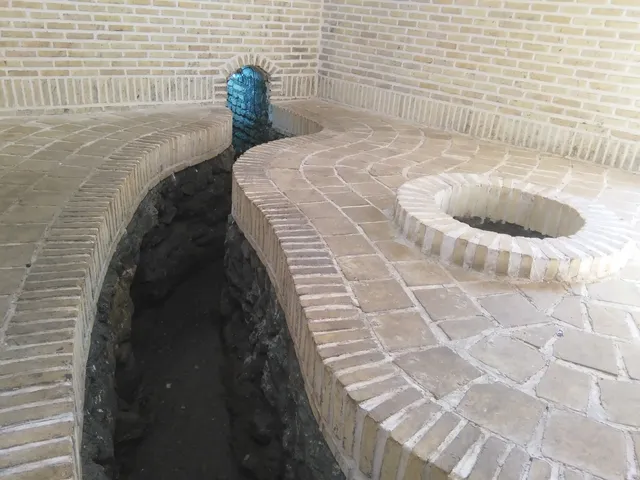 Ardestan Moon Aqueduct