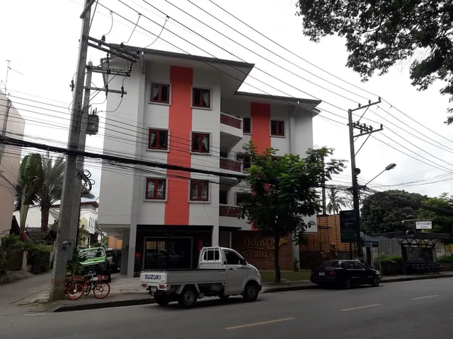 Chorlada Lanna Hotel