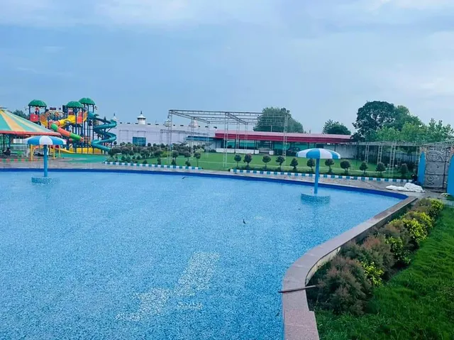Fun Park and Water Kingdom
