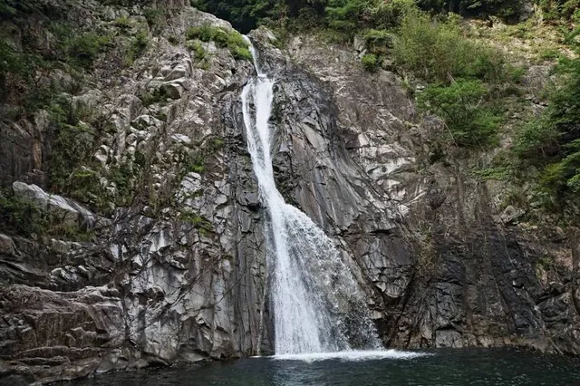 Nunobiki Waterfall