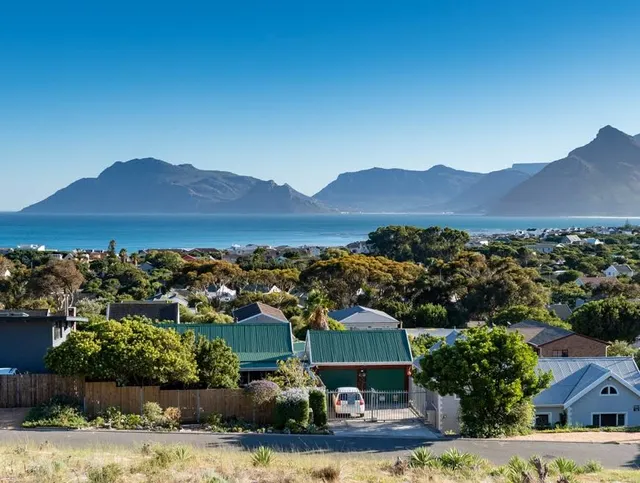 Kommetjie Coastal Properties