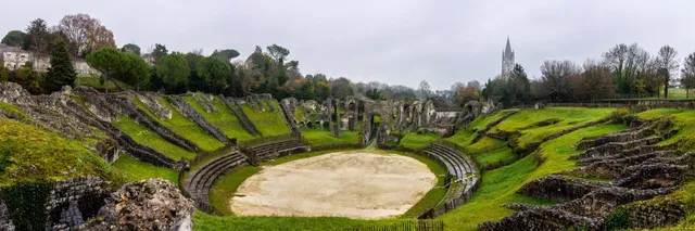 Amphithéâtre gallo-romain de Saintes
