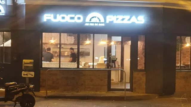 Fuoco Pizzas Echirolles - Au Feu de Bois - Livraison à Domicile
