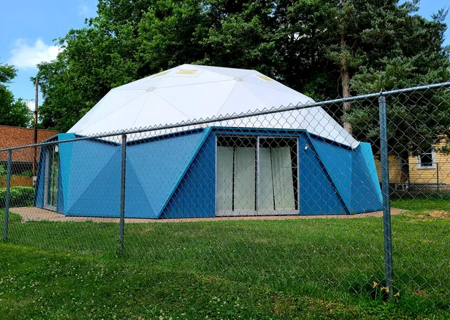R. Buckminster Fuller and Anne Hewlett Dome Home