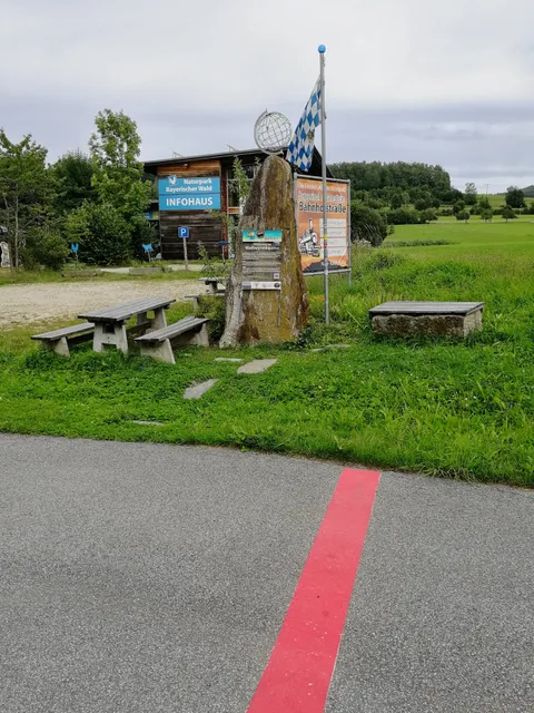 Weißwurstäquator Denkmal Zwiesel