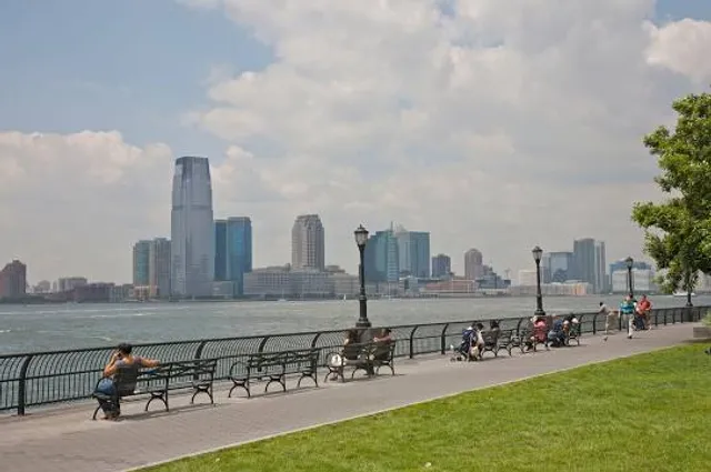 Robert F. Wagner Jr. Park