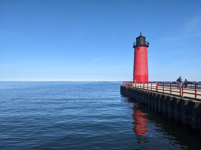 Milwaukee Pierhead Lighthouse