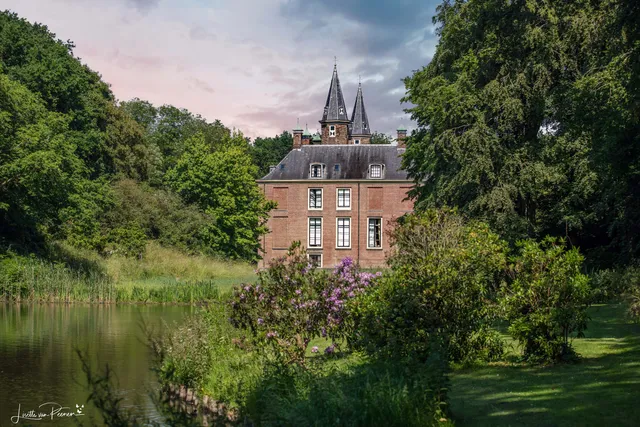 Ter Hooge Castle