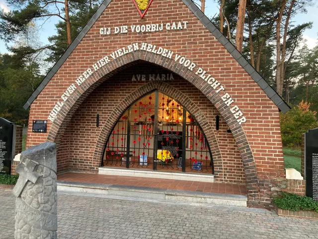 Kapel van de Weerstand- Chapel of the Resistance