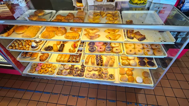 Roberto's Donuts